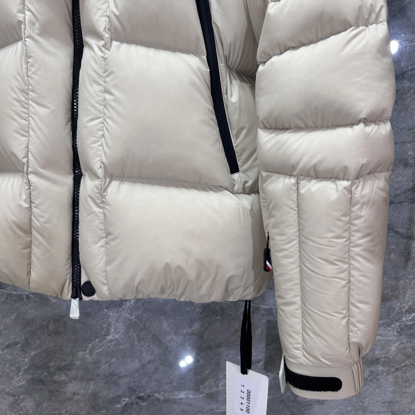 wg.luxury-- 7o9385r Down jacket white goose down item: E-F443J1228H